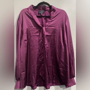 Flower & Feather Button Up Women’s Long Sleeve Shirt